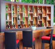 Bar, Cafe and Lounge 5 Borneo Eagle Resort