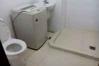 Toilet Kamar Waterplace Residence 2BR Unit 2