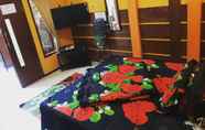 Kamar Tidur 4 Comfort Room at Darmo Homestay Vivi