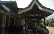 Exterior 2 Comfort Room at Homestay Tirta Arum