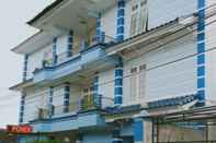 Exterior Flamboyan Suites