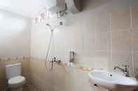In-room Bathroom Purnama House Ubud