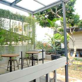 Aristo Residence1 , 飯店POLTEKPOS图书馆