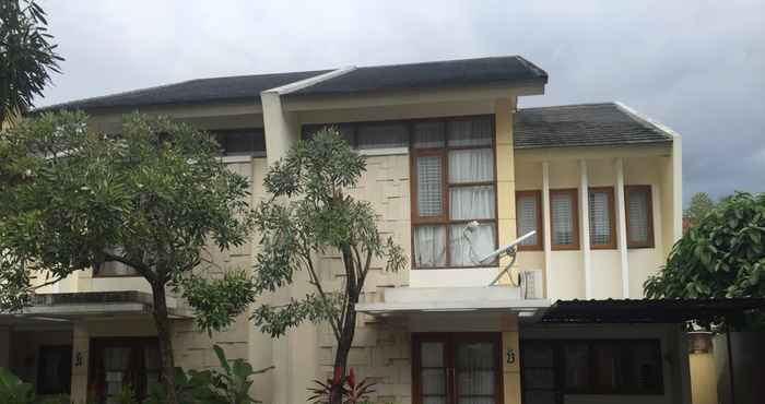 Luar Bangunan Awana Town House AT 23 Yogyakarta