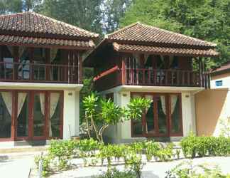 Exterior 2 Birumeno Beach Bungalows