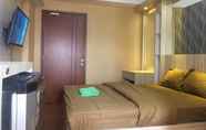 Kamar Tidur 5 Apartemen Green Lake View By Hexa Room