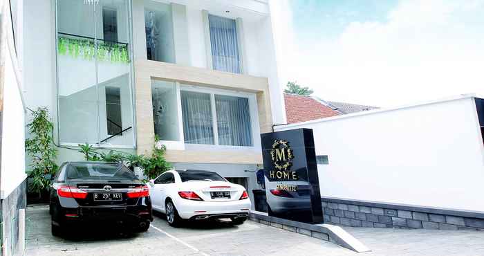 Exterior M Home