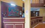 Lobby 5 Super OYO 91244 Hotel Lembah Nyiur