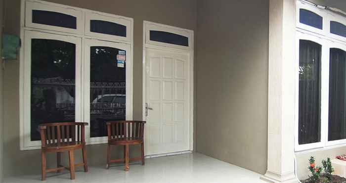 Luar Bangunan Shasna Homestay