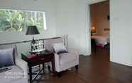 ล็อบบี้ 3 Spacious Room at Villa Paradijs Van Java