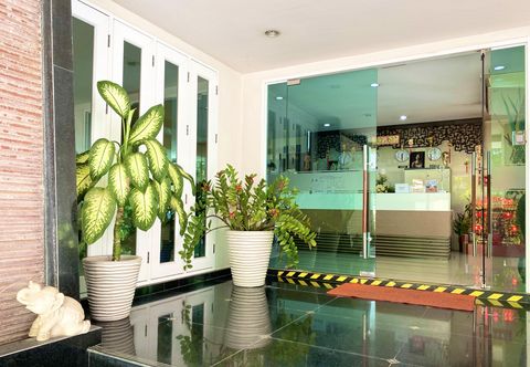 로비 14 Place Sukhumvit Suites