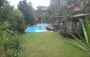 Swimming Pool 7 Puri Agung Resort & Hotel