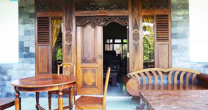 Lobby Jeru Homestay