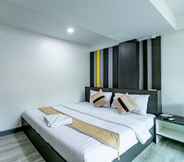 ห้องนอน 5 Riski Residence Bangbuathong