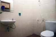 In-room Bathroom Hotel Nitipuran Permai