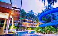 สระว่ายน้ำ 2 Holiday Inn Resort Phuket Surin Beach