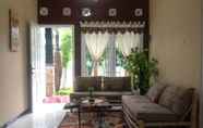 ล็อบบี้ 5 Omahku Dewe - 4 Bedrooms Guest House