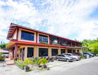 Exterior 2 OYO 1254 Golden Lake Resort