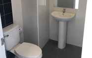 Toilet Kamar 6 Nena Place CNX