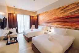 Maxx Hotel Makati, Rp 815.060