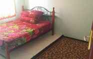 Bedroom 3 Abi Zumi Homestay