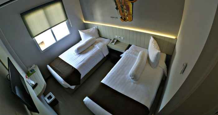 Kamar Tidur Front One Boutique Brani Solo