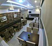 Restaurant 7 Front One Boutique Brani Solo