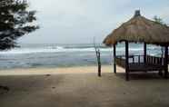 Điểm tham quan lân cận 3 Beach View at D'Omah Slili