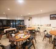 Restaurant 7 RAENONG BOUTIQUE HOTEL