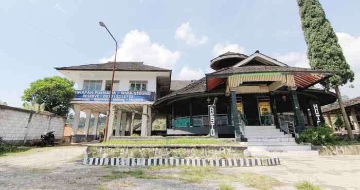 Lobby Villa Penginapan Purnama