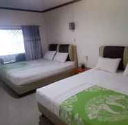 Kamar Tidur 4 Palapa Beach Hotel