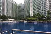 Swimming Pool Azure Urban Resort Residences by Jennifer