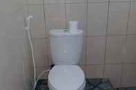 Toilet Kamar Kri Homestay