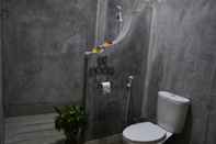 Toilet Kamar Mimi Homestay