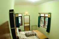 Bedroom Full House at Villa Edelweiss Baturraden 3 - Seven Bedroom