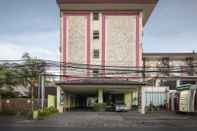 Exterior Seminyak Garden Hotel