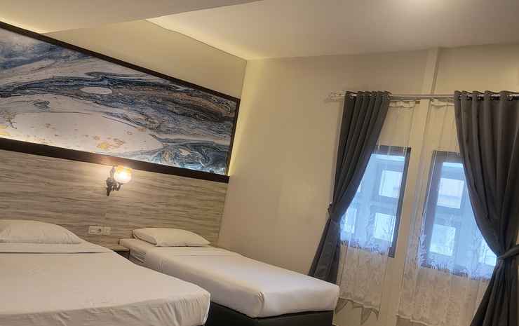 Hotel Kalbar Singkawang - Family Double Bed 