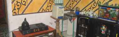 ร้านอาหาร 3 Full House at Homestay Sekar Jagad Syariah