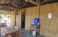 Bar, Cafe and Lounge 4 Fajar Gunawan Homestay