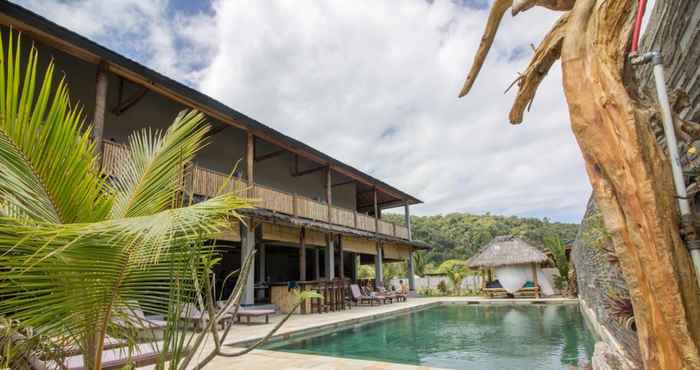 Swimming Pool Baha Baha Villas