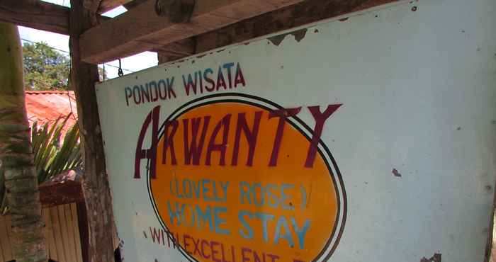 Bangunan Arwanty Bungalow & Restaurant