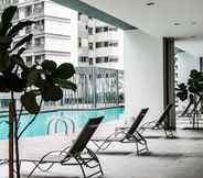 Swimming Pool 2 KL Gateway Deluxe Suite