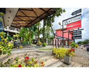  Mac Garden Resort & Restaurant, THB 738.71