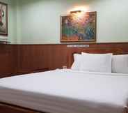 Kamar Tidur 7 Phadaeng Hotel