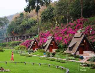 ภายนอกอาคาร 2 Suansaiyok Resort