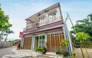 Exterior 2 OYO 90642 Lancar Homestay Syariah