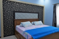 ภายนอกอาคาร Homestay Wijaya Kusuma (Full House - 3 Bedroom)