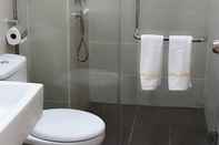 Toilet Kamar Atlantis Luxury Homestay 