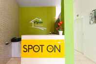 Lobi SPOT ON 2332 D'green Homestay