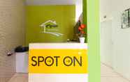 Lobi 5 SPOT ON 2332 D'green Homestay